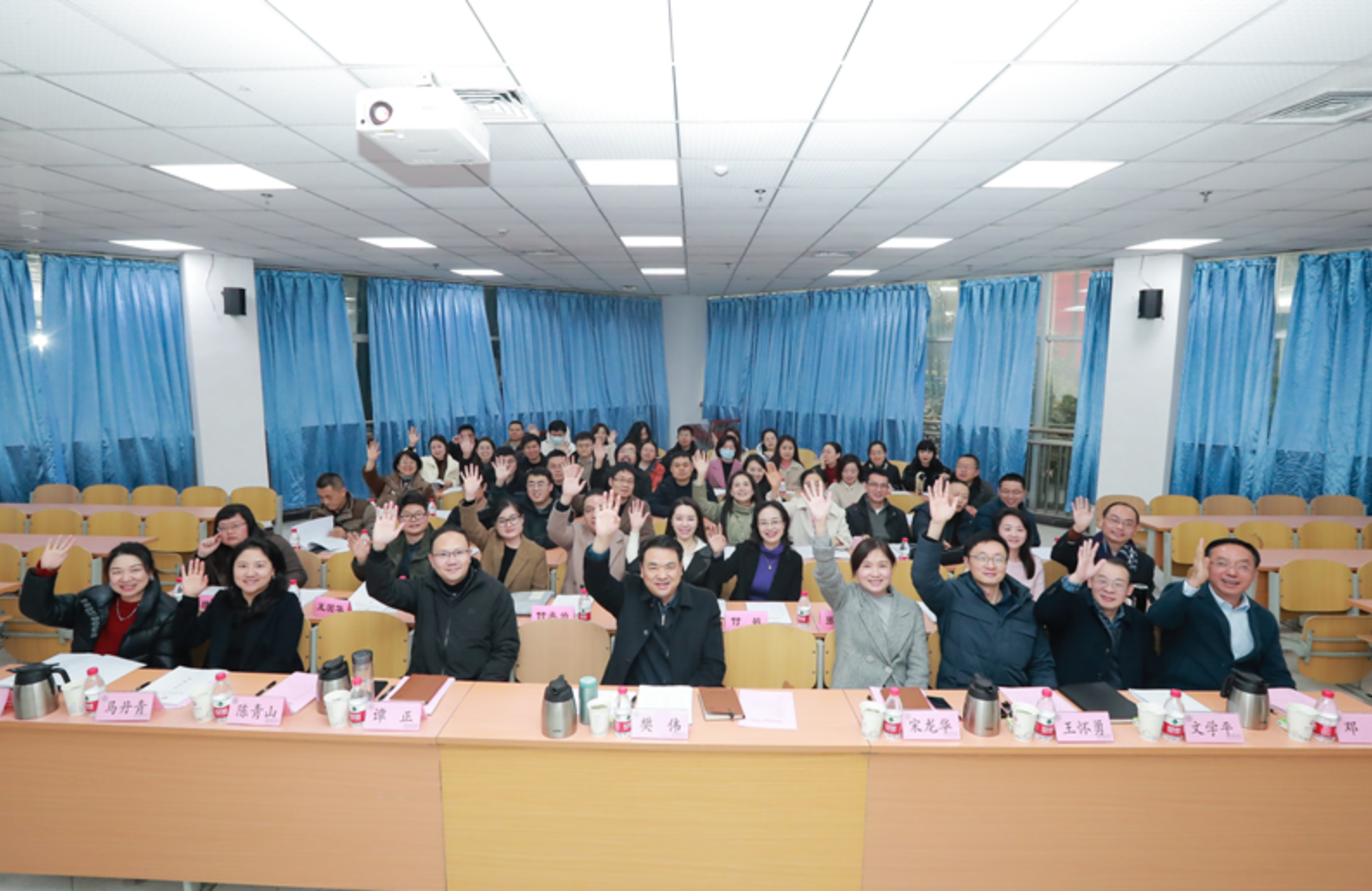 屏幕截图 2024-03-19 095749.png