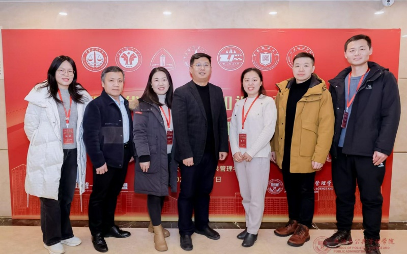 图2 我院教师合影_毒霸看图.jpg