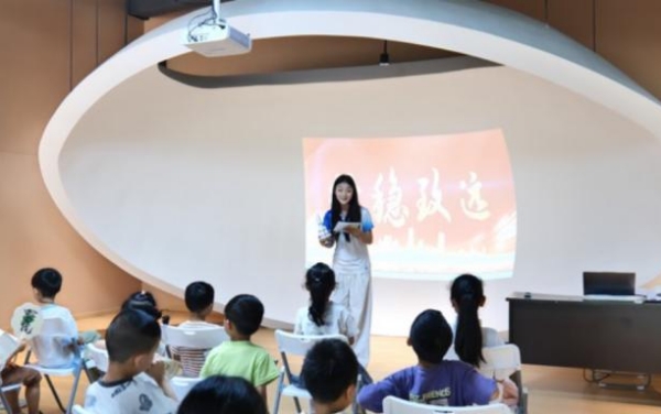 方言教学小课堂。重庆师范大学供图