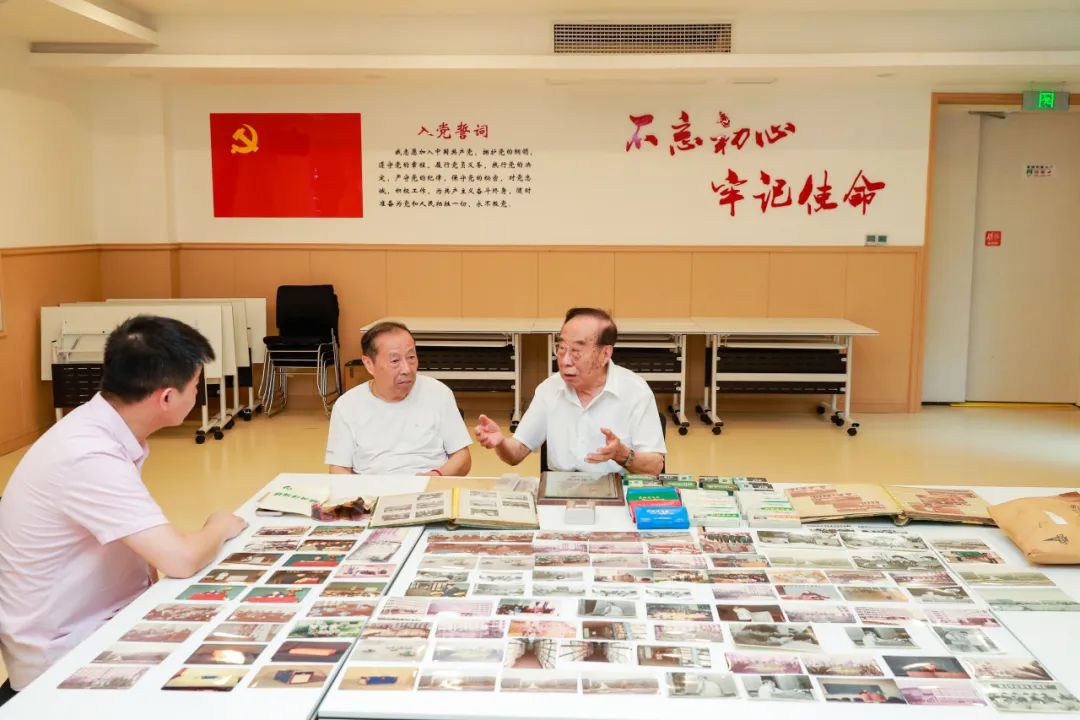 讲述故事.jpg