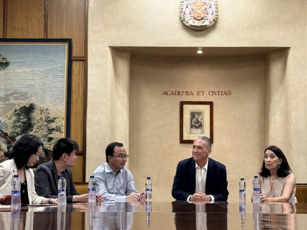 座谈1.jpg
